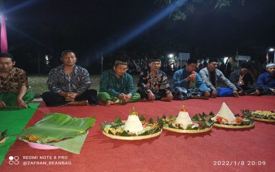 Syukuran mendirikan Musholah SDN KENSER 03